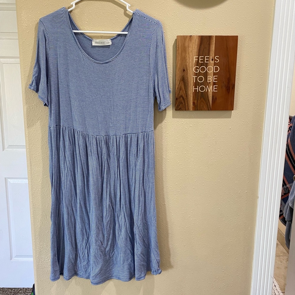 Blue and white stripped dress. Size medium. Perfect for summer.